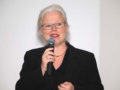 Britta Gammelgaard教授(丹麦哥本哈根商学院)